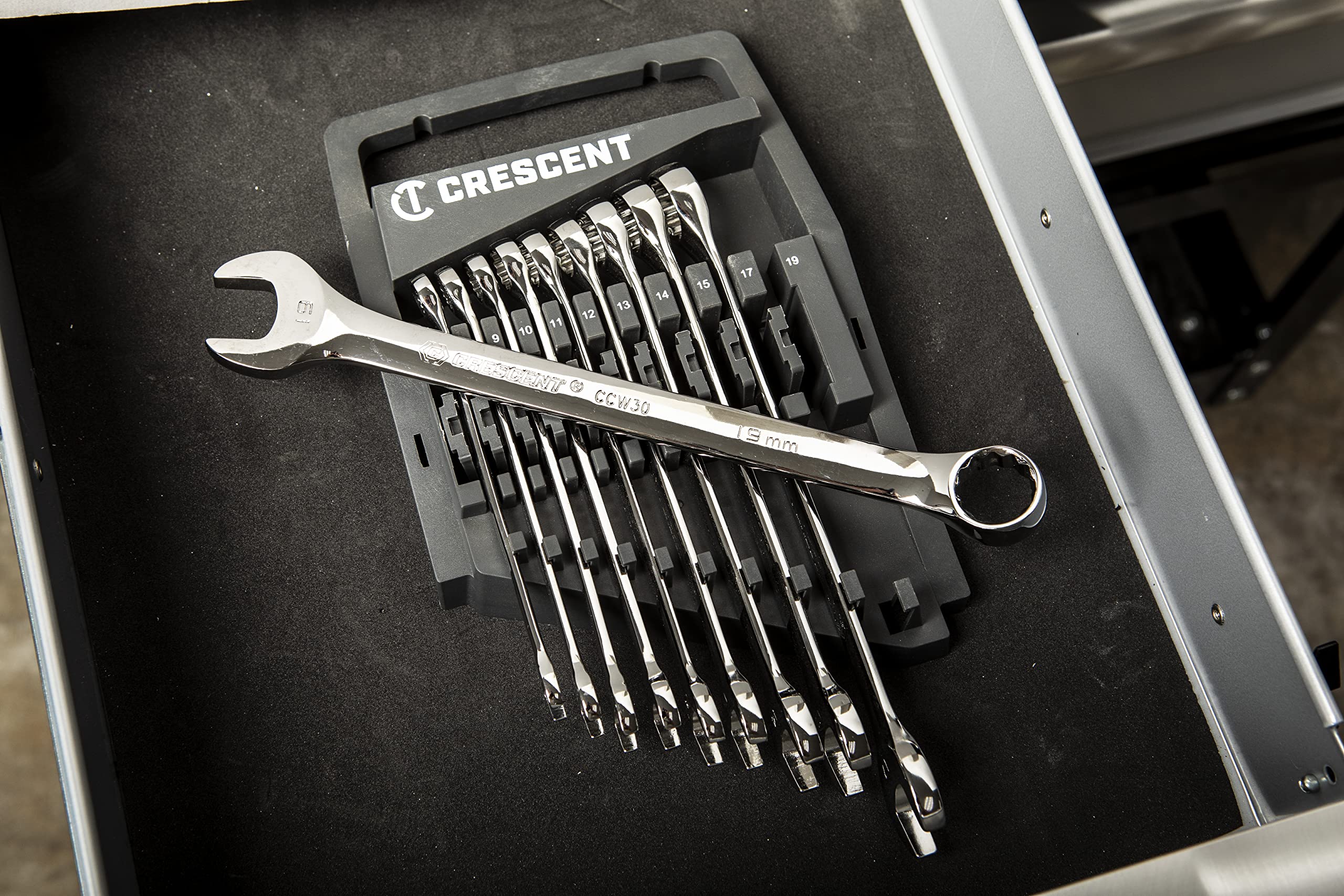 Crescent 10 Piece 12 Point Metric Combination Wrench Set - CCWS3-05 - Image 9