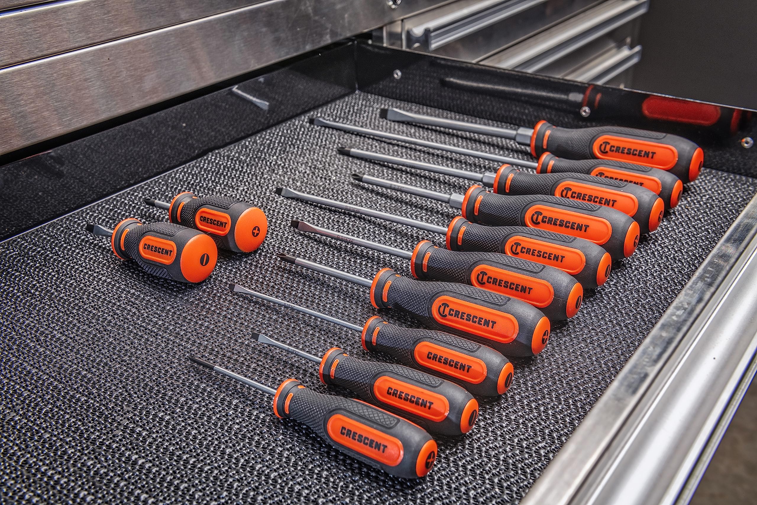 Crescent 12 Pc. Dual Material Screwdriver Set with Phillips and Slotted Screwdrivers - CSDS12PCSET - Image 8