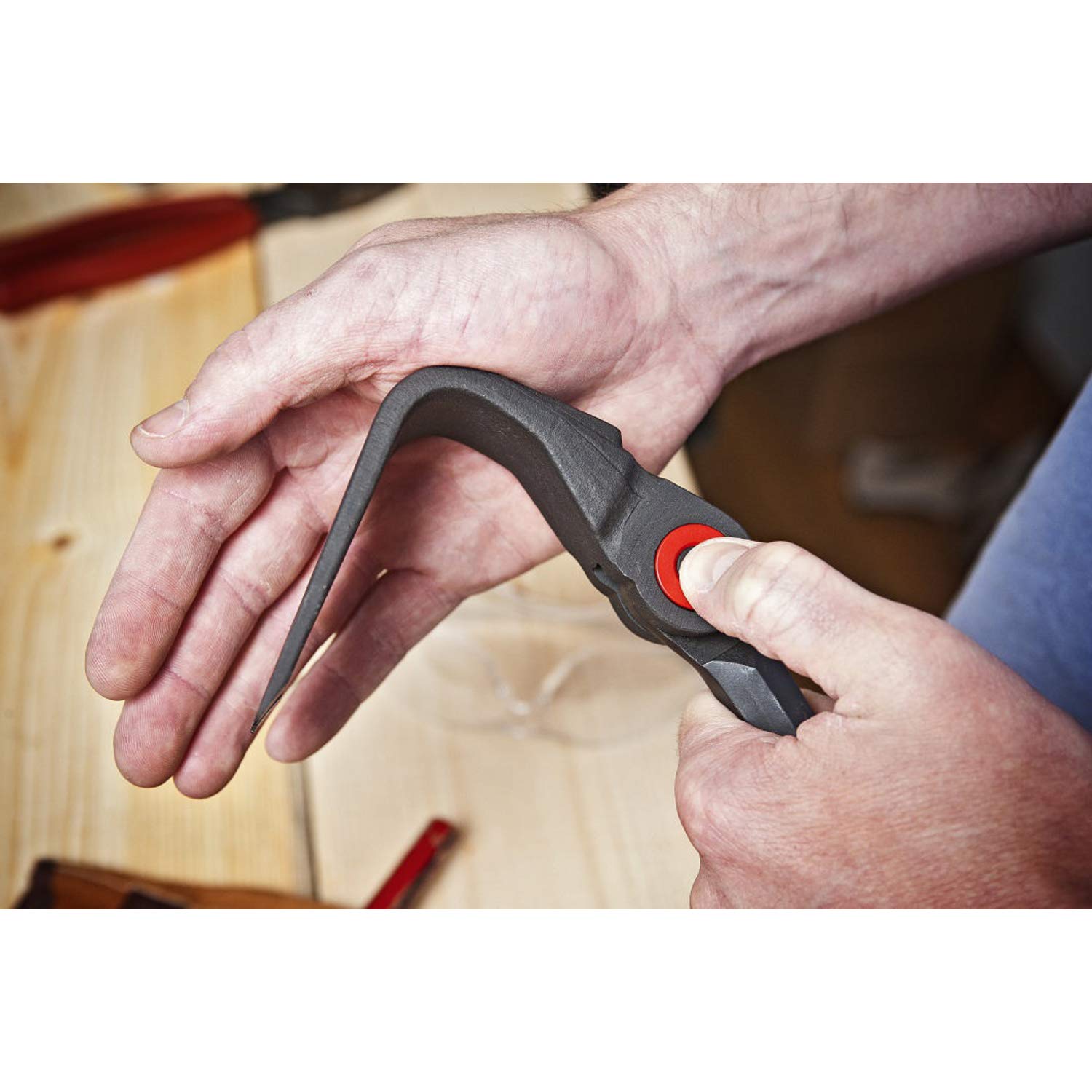 Crescent 18” Indexing Flat Pry Bar - DB18X, Red/Black - Image 3